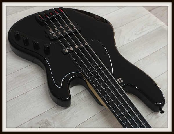 Preview: Sandberg California II TM5 Ebony Fretless, Black Highgloss